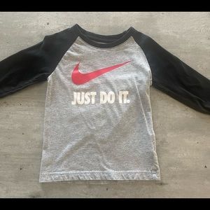 Nike Long-Sleeve